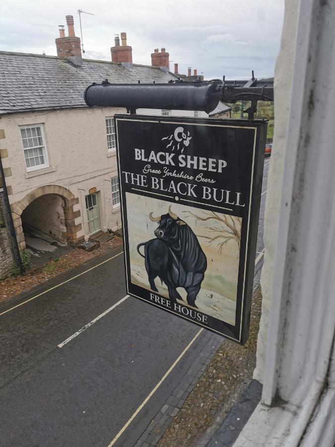 The Black Bull Inn Middleham Exterior photo